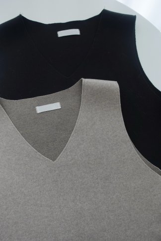 側開衩端莊V領洋裝(中期前孕婦可)