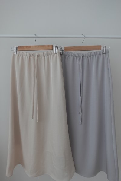 飄逸半身A字裙(涼感)