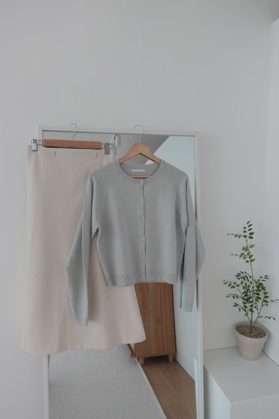 春秋必備親膚圓領針織