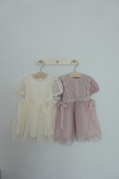 側綁帶蕾絲小禮服