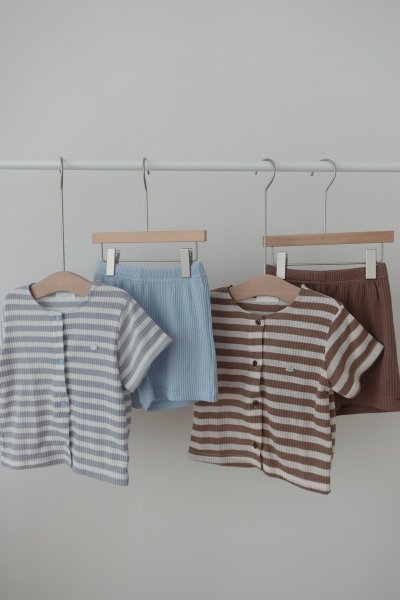 男寶友善條紋套裝