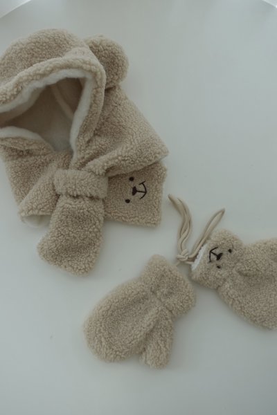 〔熱銷破250組〕小熊鋪毛圍巾帽組